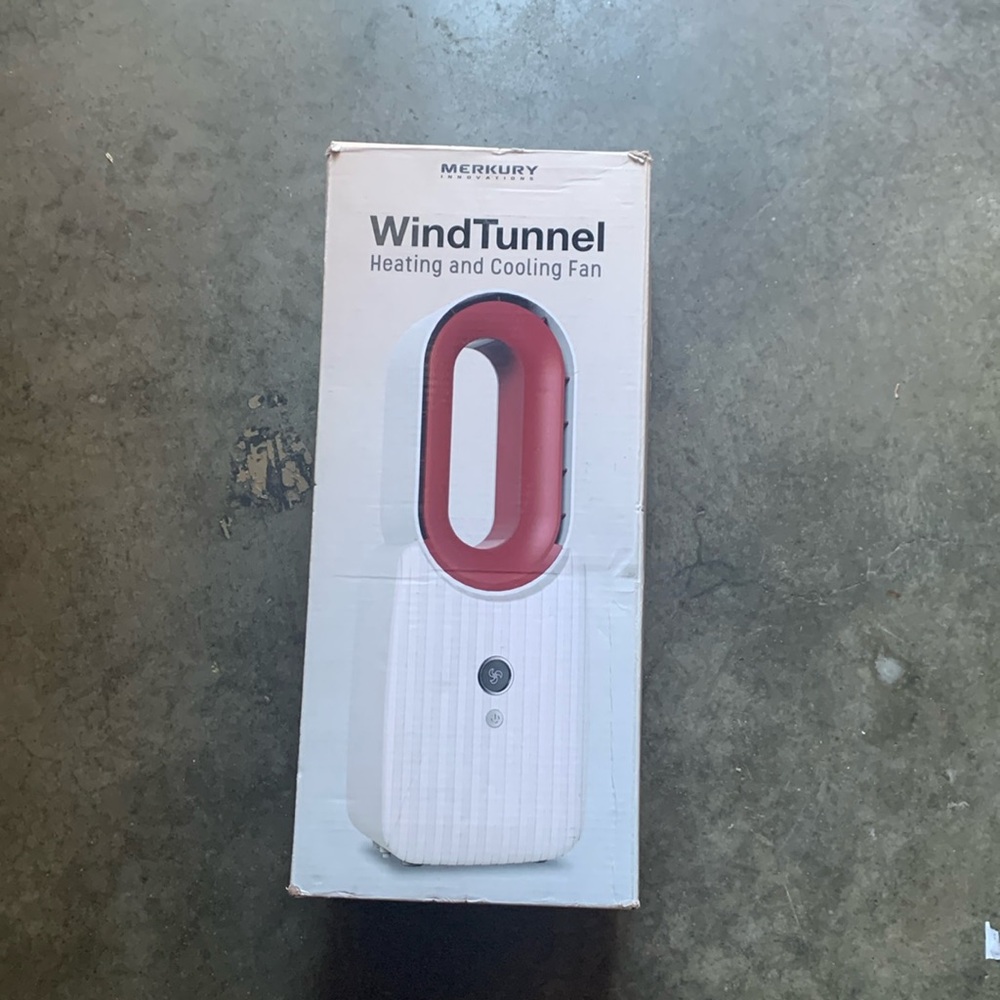 Wind tunnel